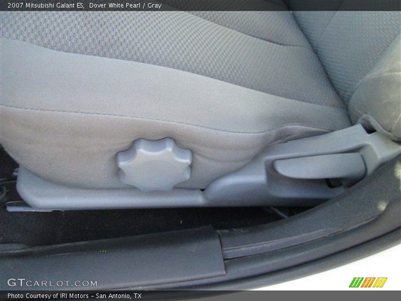 Dover White Pearl / Gray 2007 Mitsubishi Galant ES