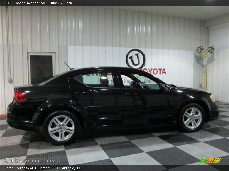 Black / Black 2012 Dodge Avenger SXT