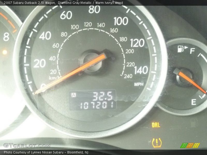 Diamond Gray Metallic / Warm Ivory Tweed 2007 Subaru Outback 2.5i Wagon