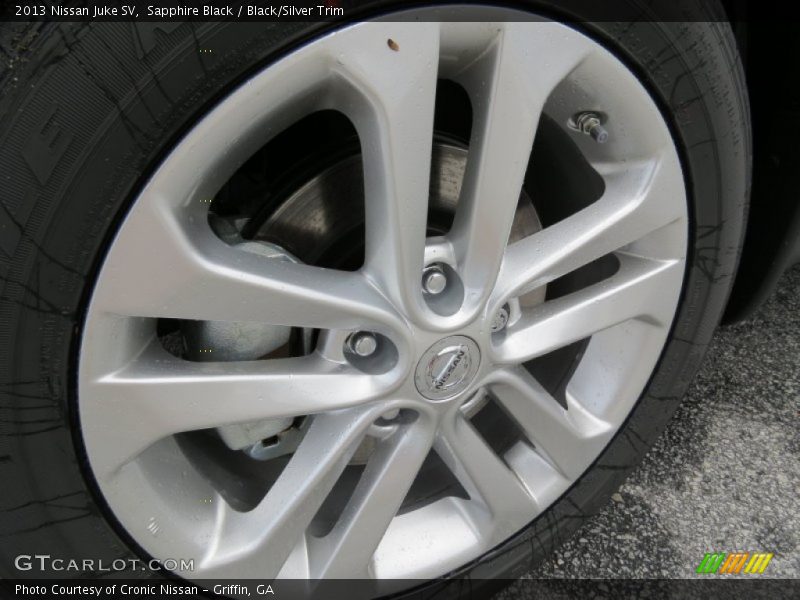 Sapphire Black / Black/Silver Trim 2013 Nissan Juke SV