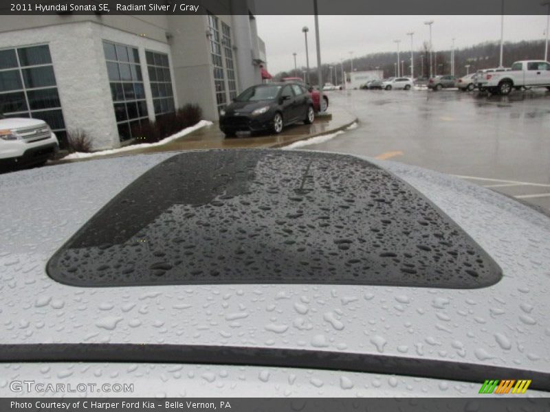 Radiant Silver / Gray 2011 Hyundai Sonata SE