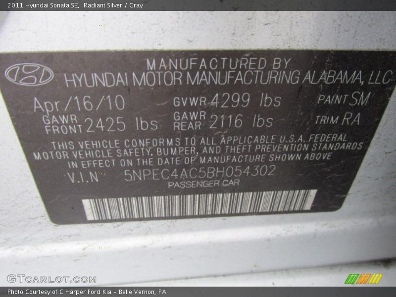 Radiant Silver / Gray 2011 Hyundai Sonata SE