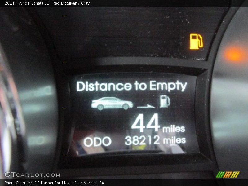Radiant Silver / Gray 2011 Hyundai Sonata SE