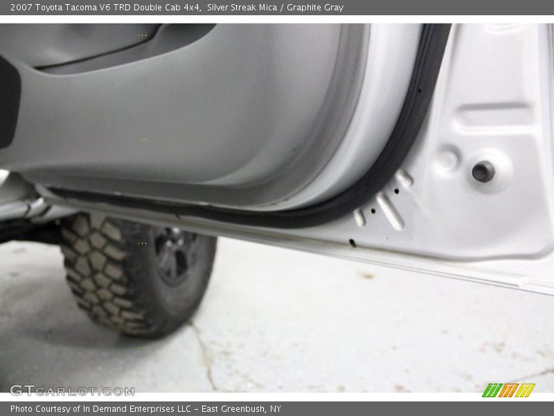 Silver Streak Mica / Graphite Gray 2007 Toyota Tacoma V6 TRD Double Cab 4x4