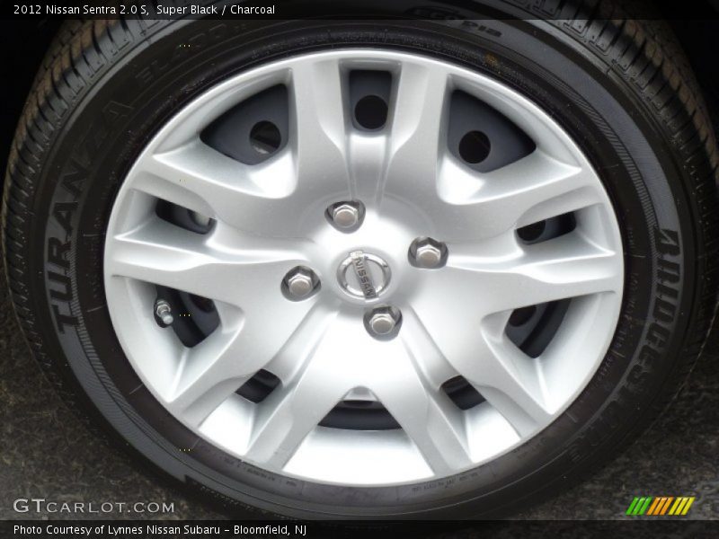 Super Black / Charcoal 2012 Nissan Sentra 2.0 S