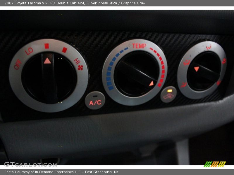 Controls of 2007 Tacoma V6 TRD Double Cab 4x4