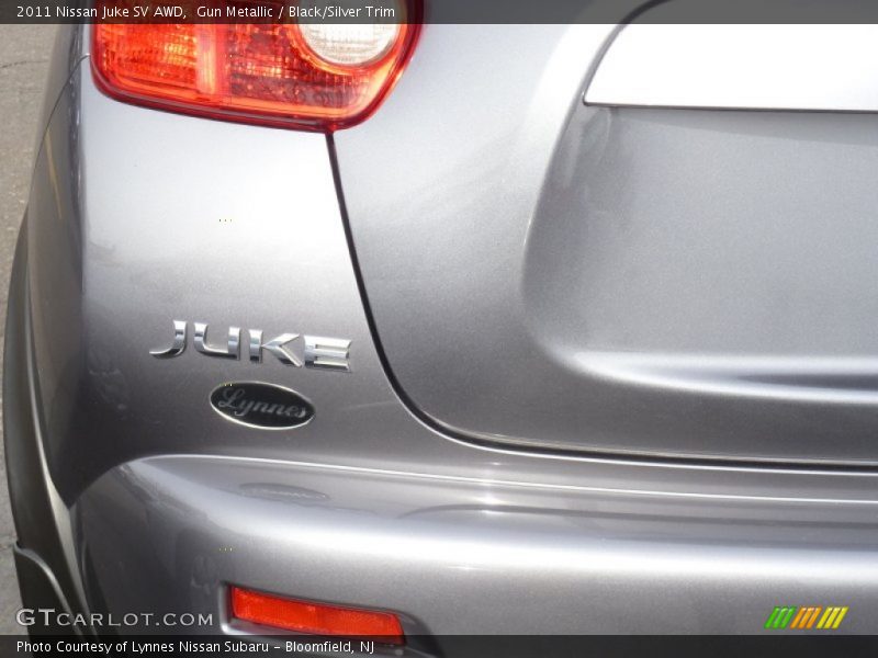 Gun Metallic / Black/Silver Trim 2011 Nissan Juke SV AWD