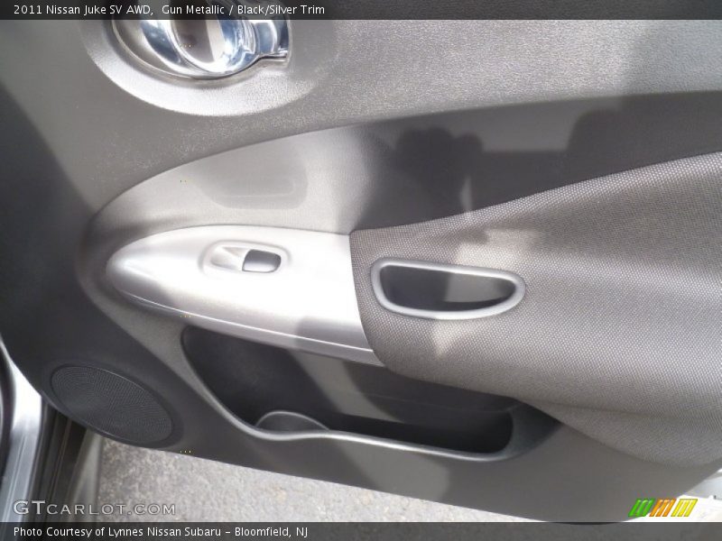 Gun Metallic / Black/Silver Trim 2011 Nissan Juke SV AWD