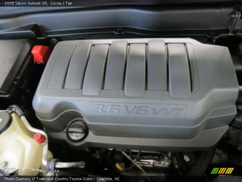 Cocoa / Tan 2008 Saturn Outlook XR