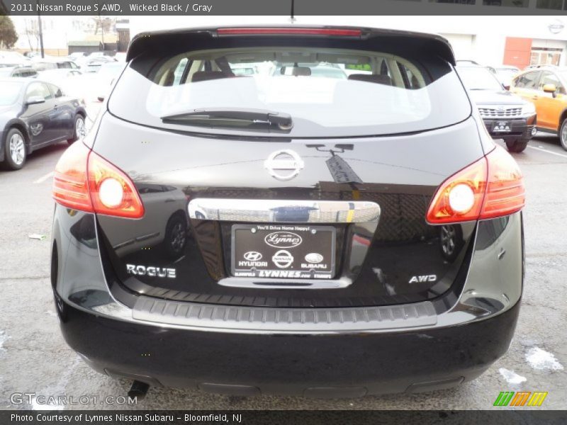 Wicked Black / Gray 2011 Nissan Rogue S AWD