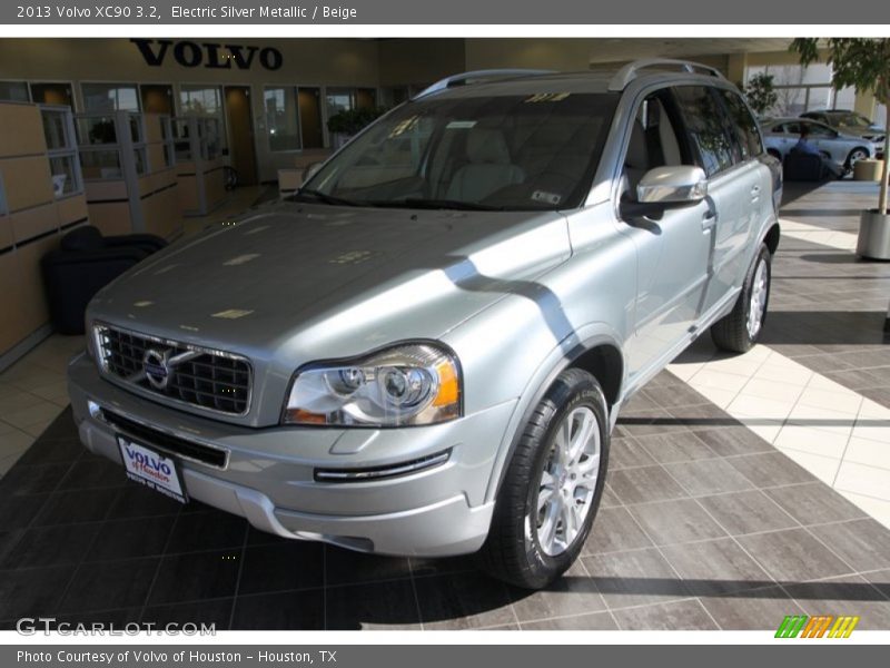 Electric Silver Metallic / Beige 2013 Volvo XC90 3.2