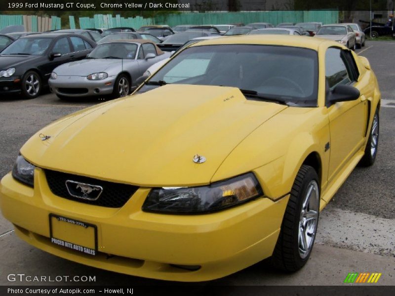 Front 3/4 View of 1999 Mustang GT Coupe