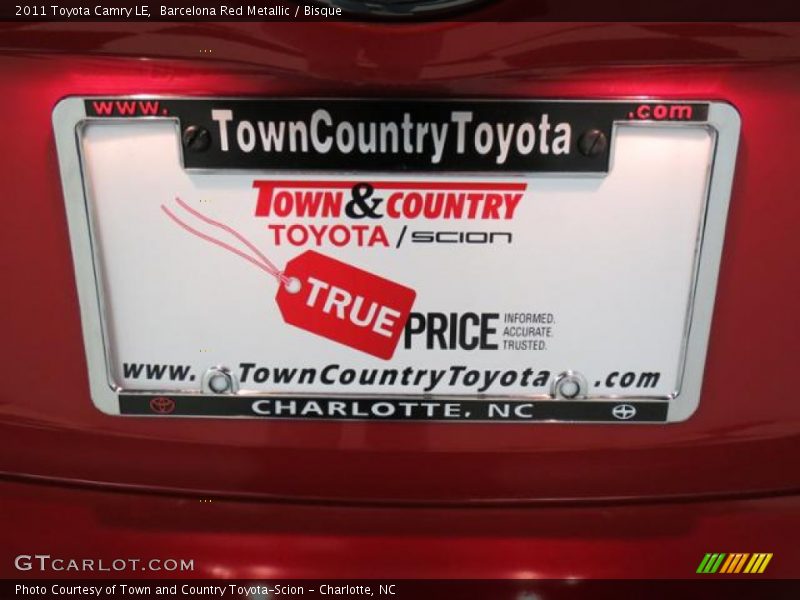 Barcelona Red Metallic / Bisque 2011 Toyota Camry LE
