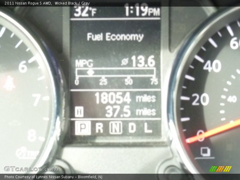 Wicked Black / Gray 2011 Nissan Rogue S AWD