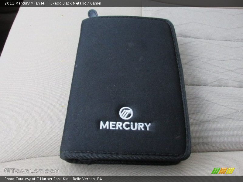 Tuxedo Black Metallic / Camel 2011 Mercury Milan I4