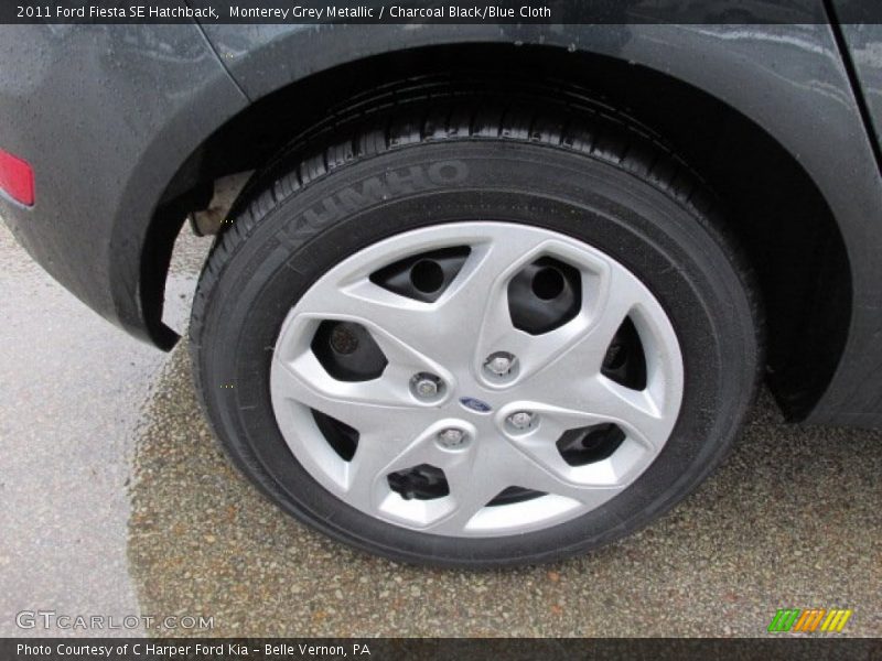 Monterey Grey Metallic / Charcoal Black/Blue Cloth 2011 Ford Fiesta SE Hatchback
