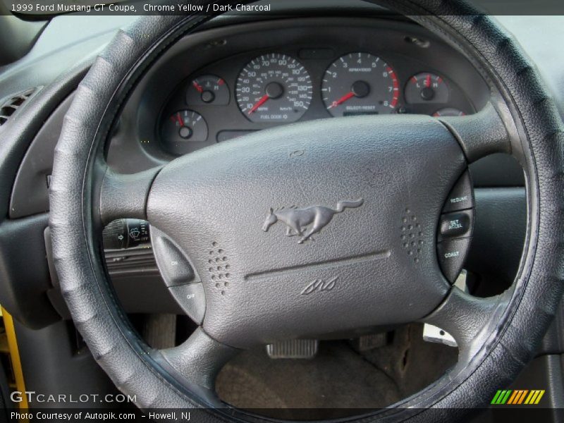 Chrome Yellow / Dark Charcoal 1999 Ford Mustang GT Coupe