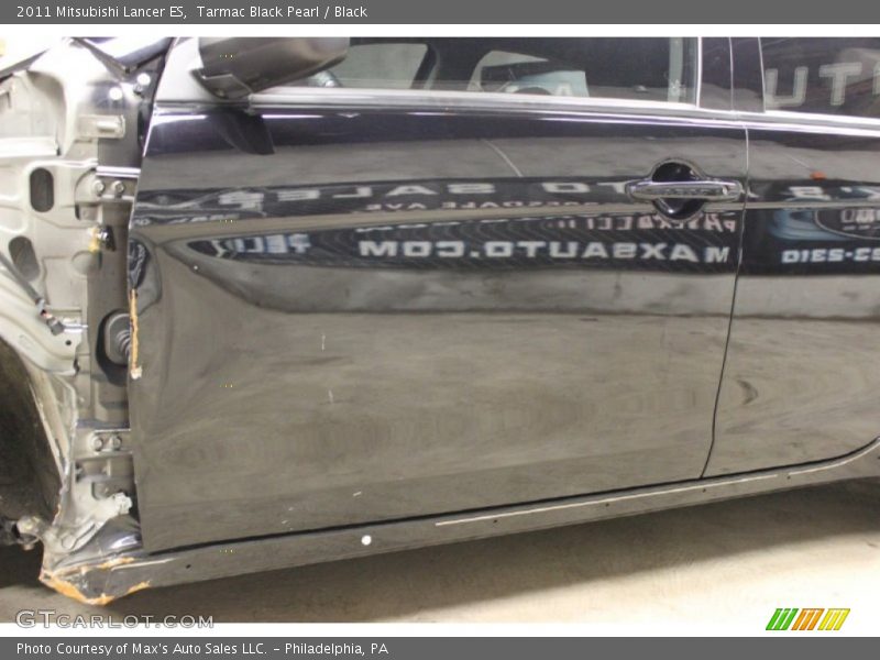 Tarmac Black Pearl / Black 2011 Mitsubishi Lancer ES