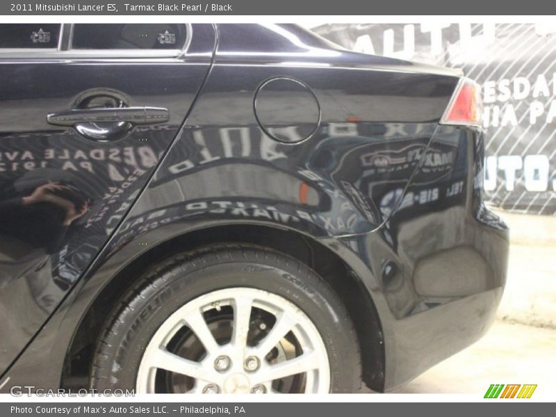Tarmac Black Pearl / Black 2011 Mitsubishi Lancer ES