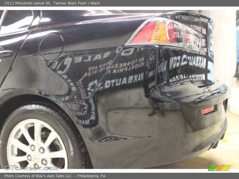 Tarmac Black Pearl / Black 2011 Mitsubishi Lancer ES