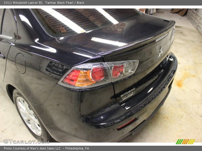 Tarmac Black Pearl / Black 2011 Mitsubishi Lancer ES