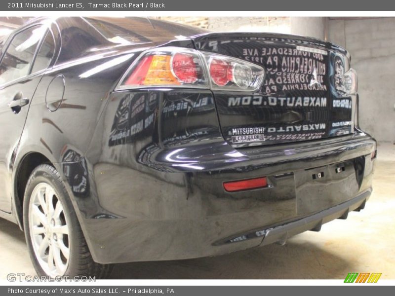 Tarmac Black Pearl / Black 2011 Mitsubishi Lancer ES