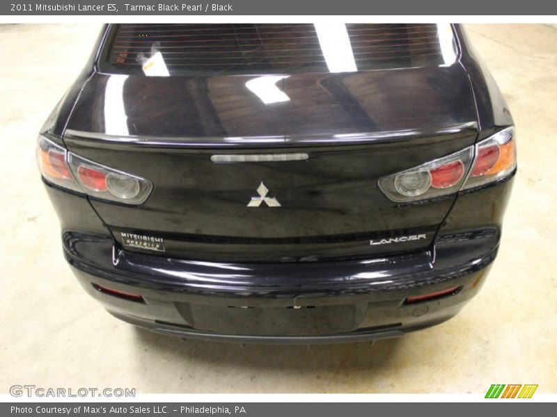 Tarmac Black Pearl / Black 2011 Mitsubishi Lancer ES