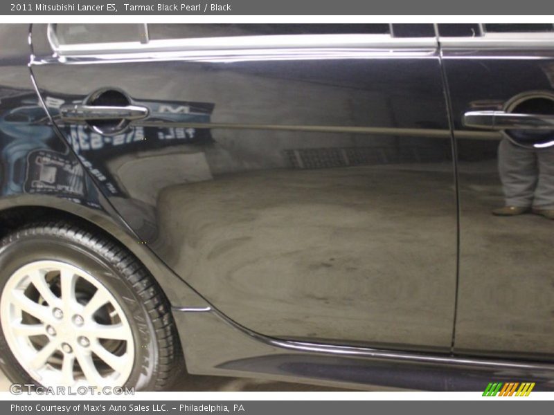Tarmac Black Pearl / Black 2011 Mitsubishi Lancer ES