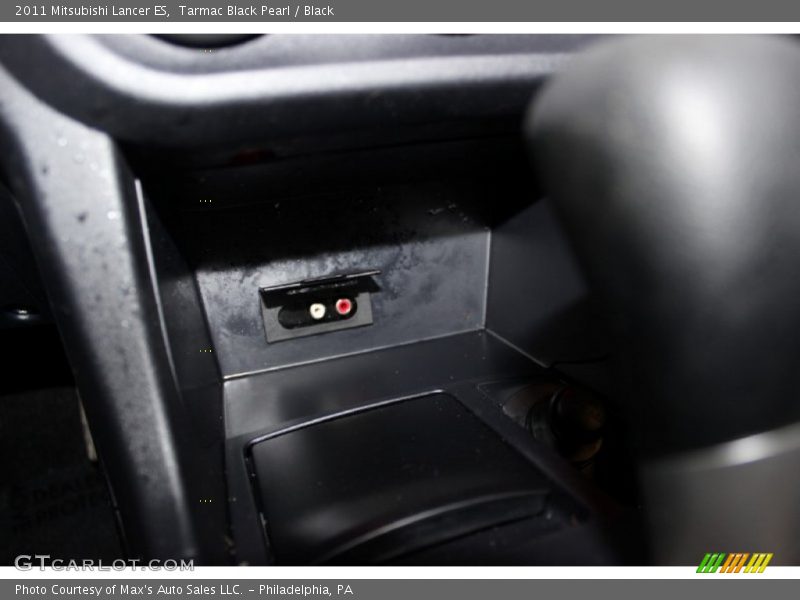 Tarmac Black Pearl / Black 2011 Mitsubishi Lancer ES