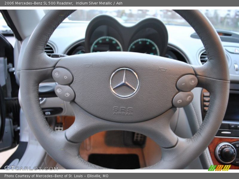  2006 SL 500 Roadster Steering Wheel