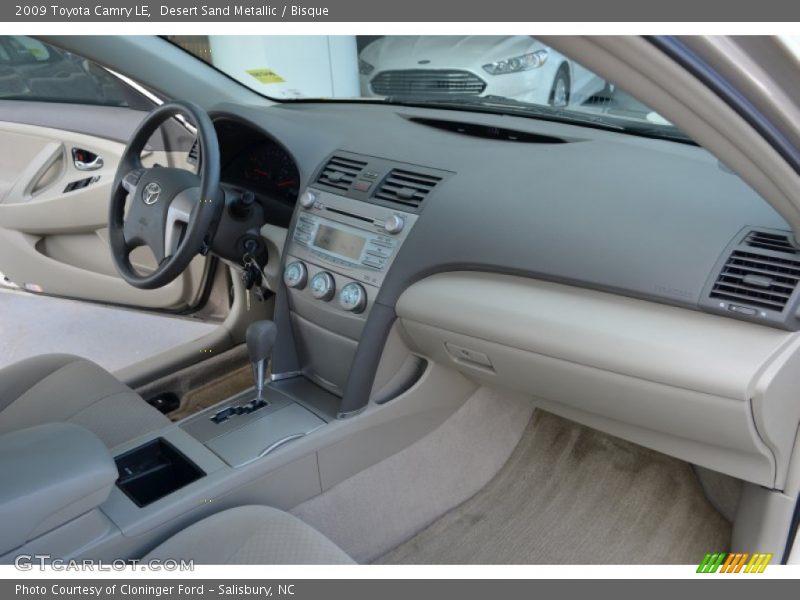 Desert Sand Metallic / Bisque 2009 Toyota Camry LE