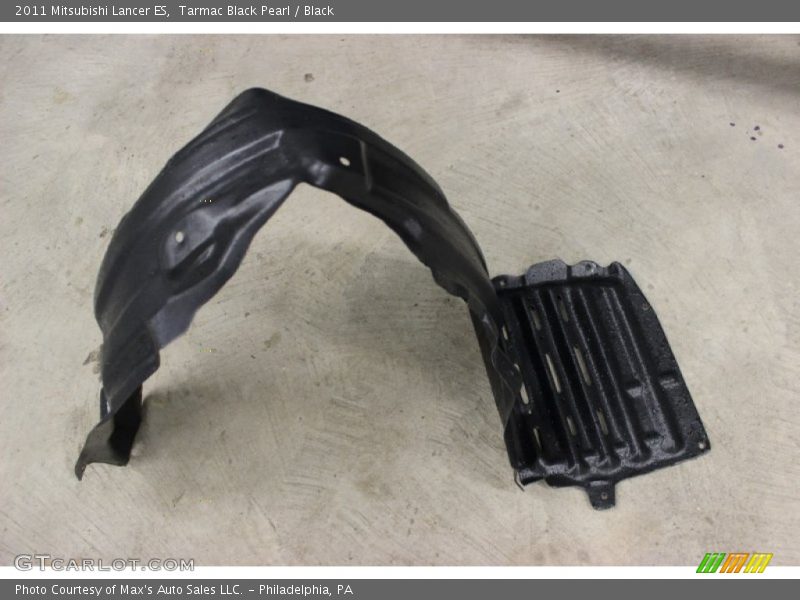 Tarmac Black Pearl / Black 2011 Mitsubishi Lancer ES