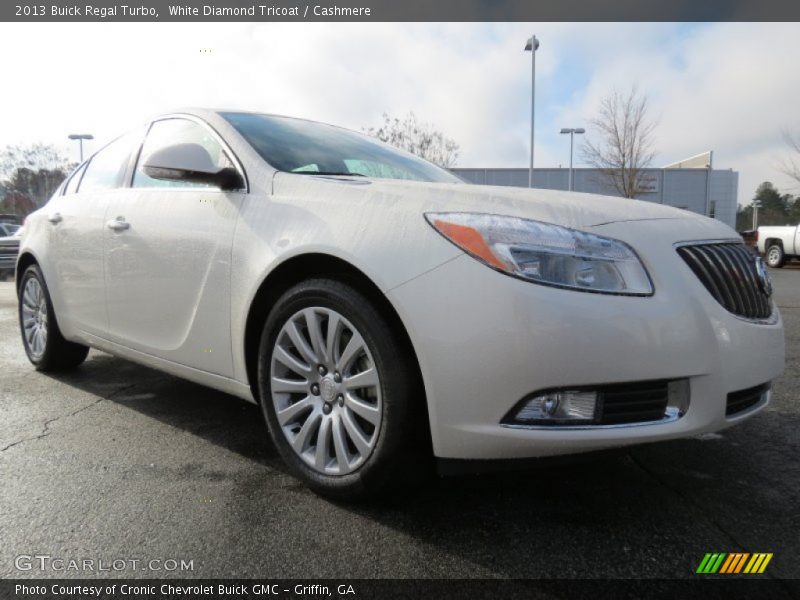 White Diamond Tricoat / Cashmere 2013 Buick Regal Turbo