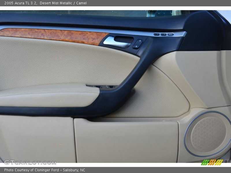 Desert Mist Metallic / Camel 2005 Acura TL 3.2
