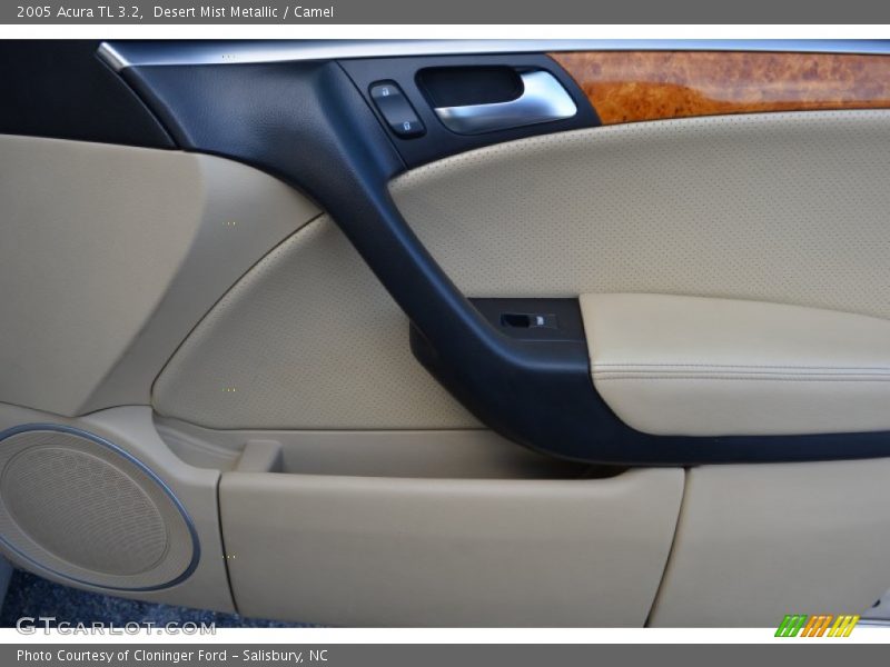 Desert Mist Metallic / Camel 2005 Acura TL 3.2