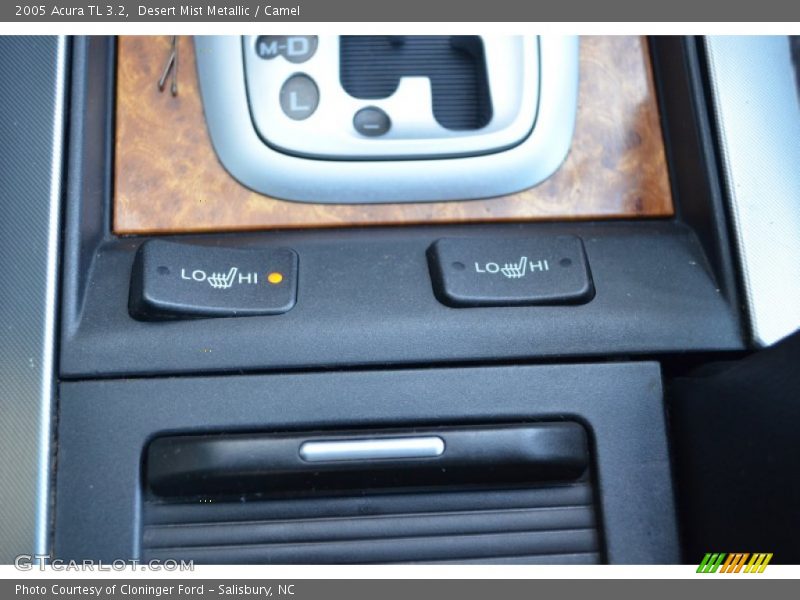Desert Mist Metallic / Camel 2005 Acura TL 3.2