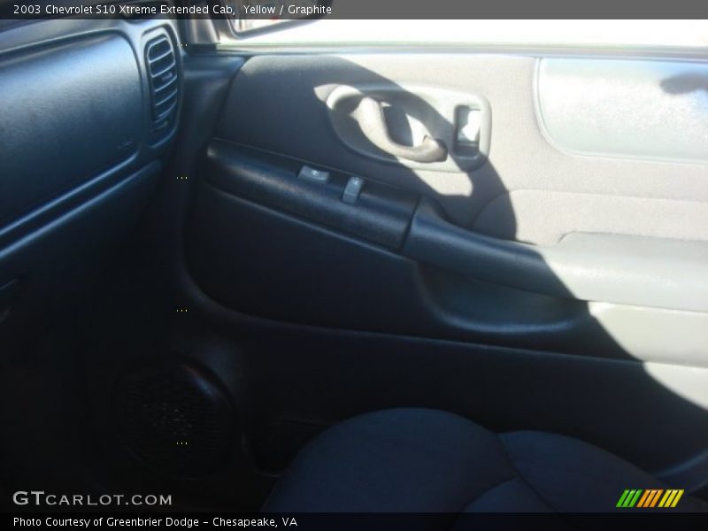 Yellow / Graphite 2003 Chevrolet S10 Xtreme Extended Cab