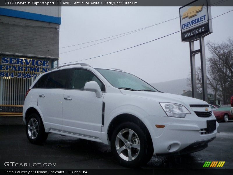 Arctic Ice White / Black/Light Titanium 2012 Chevrolet Captiva Sport LTZ AWD