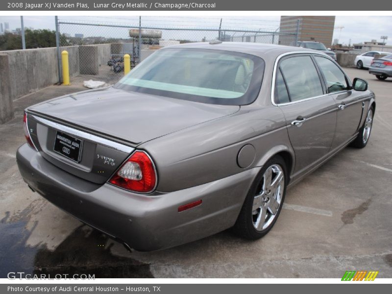 Lunar Grey Metallic / Champagne/Charcoal 2008 Jaguar XJ Vanden Plas