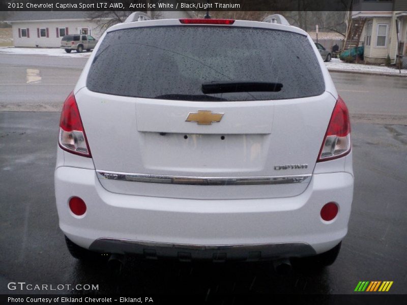 Arctic Ice White / Black/Light Titanium 2012 Chevrolet Captiva Sport LTZ AWD
