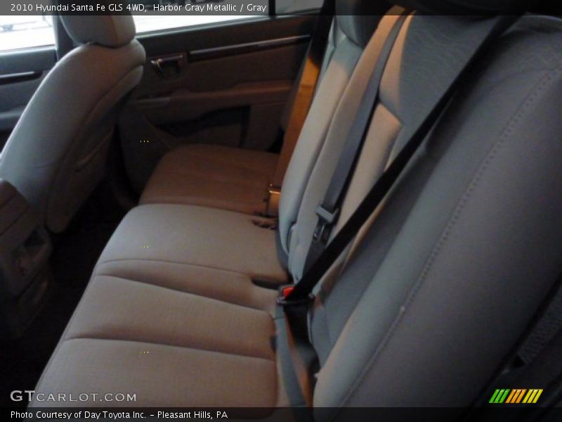 Harbor Gray Metallic / Gray 2010 Hyundai Santa Fe GLS 4WD