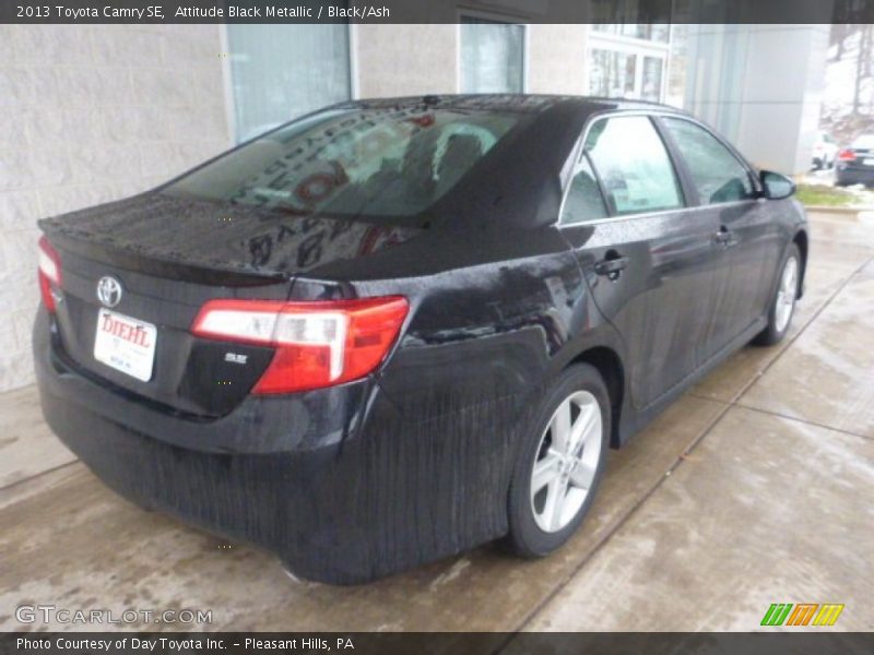 Attitude Black Metallic / Black/Ash 2013 Toyota Camry SE