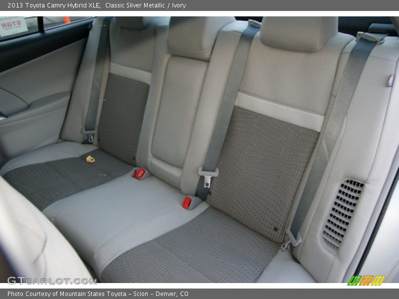 Classic Silver Metallic / Ivory 2013 Toyota Camry Hybrid XLE