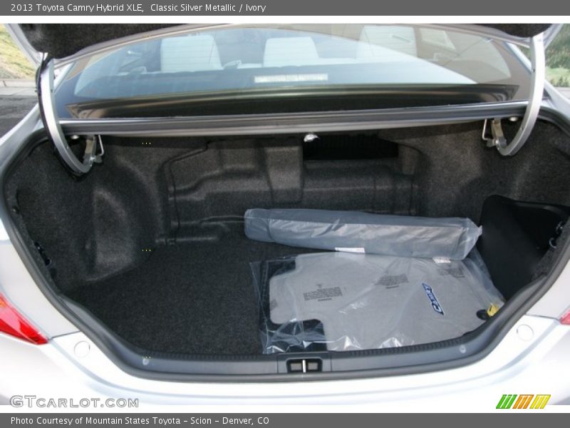 Classic Silver Metallic / Ivory 2013 Toyota Camry Hybrid XLE
