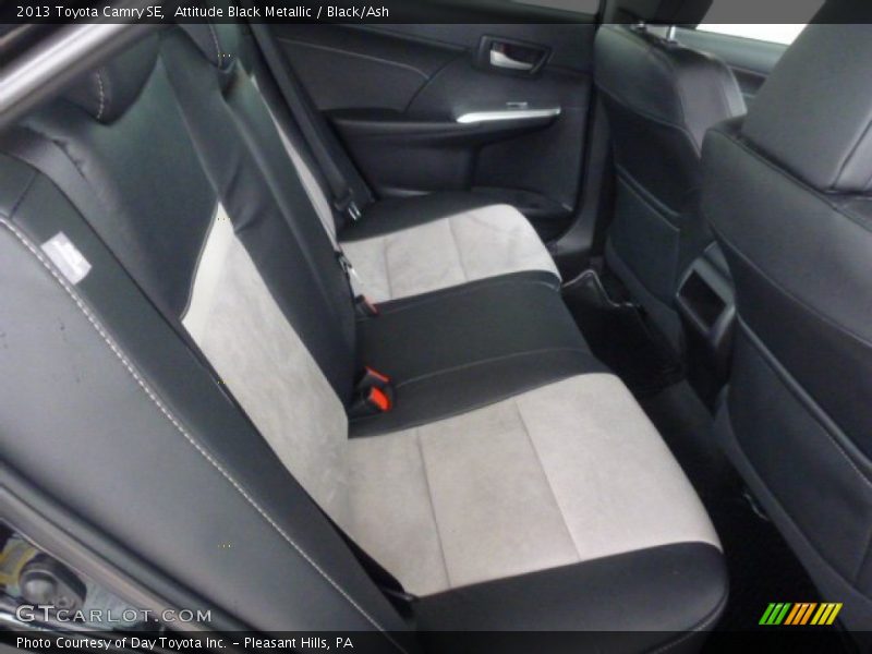 Attitude Black Metallic / Black/Ash 2013 Toyota Camry SE