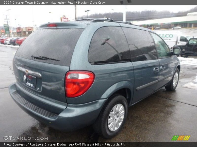 Magnesium Pearl / Medium Slate Gray 2007 Chrysler Town & Country