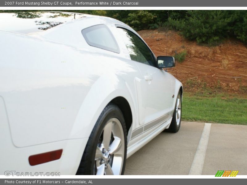Performance White / Dark Charcoal 2007 Ford Mustang Shelby GT Coupe