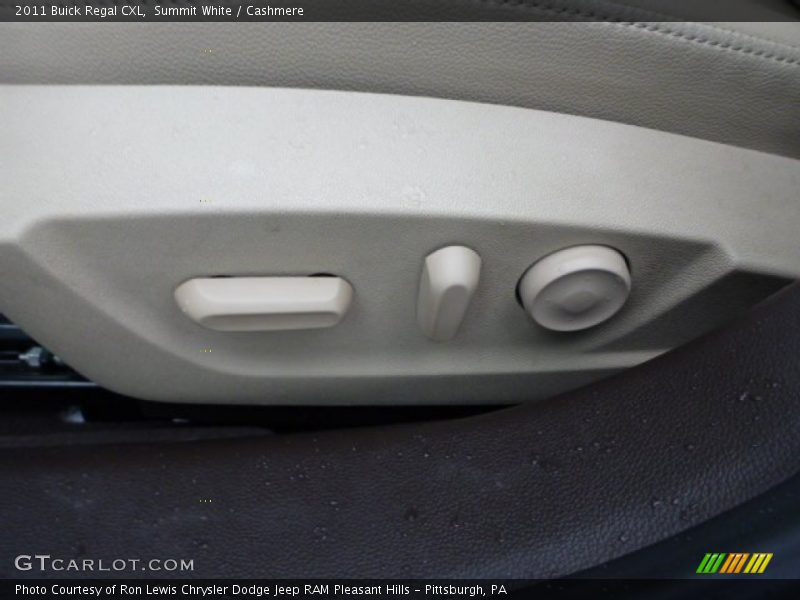Summit White / Cashmere 2011 Buick Regal CXL