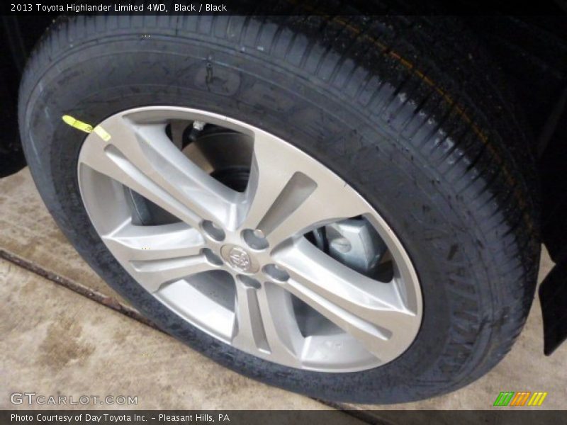 Black / Black 2013 Toyota Highlander Limited 4WD