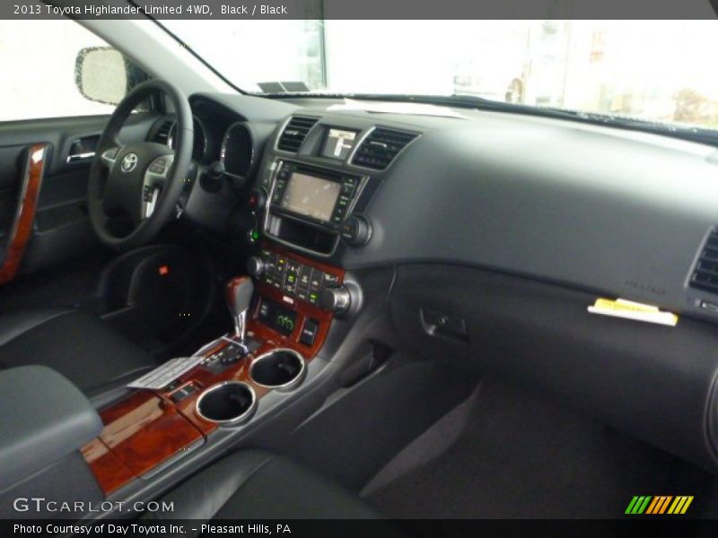 Black / Black 2013 Toyota Highlander Limited 4WD